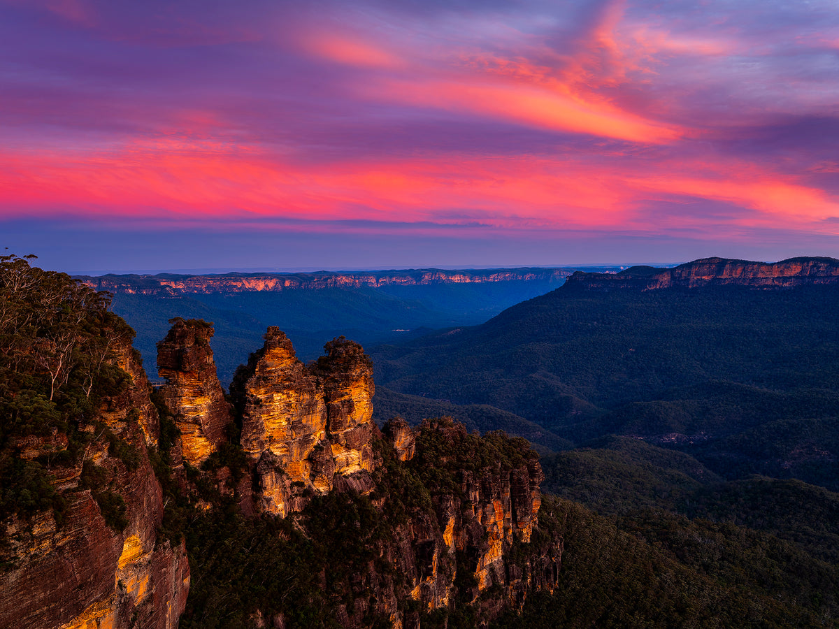 Sisters, Three Sisters, Blue Mountains, NSW, photographed by Mitchell Burns