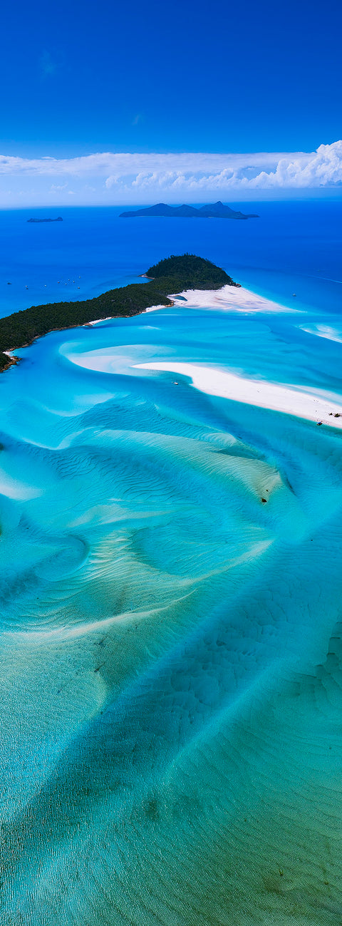 Oceanic Symphony — Whitsundays, QLD, photographed by Mitchell Burns — illustrative Black + Black corner detail