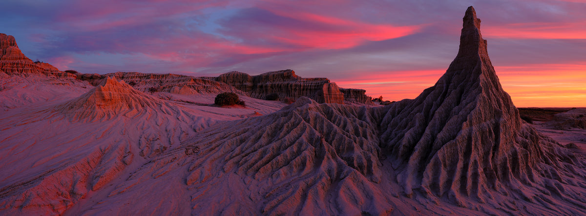 Mungo, Mungo National Park, NSW, photographed by Mitchell Burns
